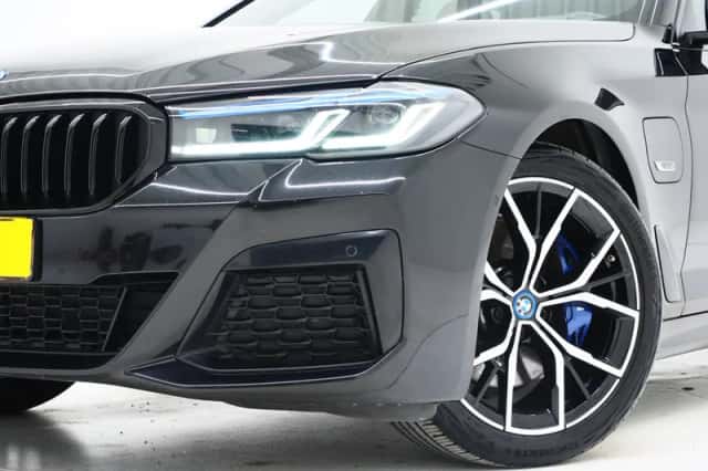 BMW 5-Serie (2023) thumbnail 6