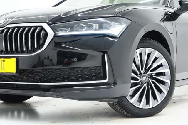 Škoda Superb (2025) thumbnail 6