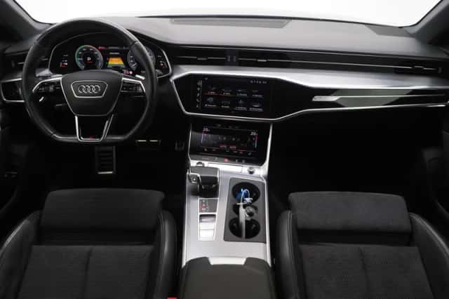 Audi A6 (2021) thumbnail 5