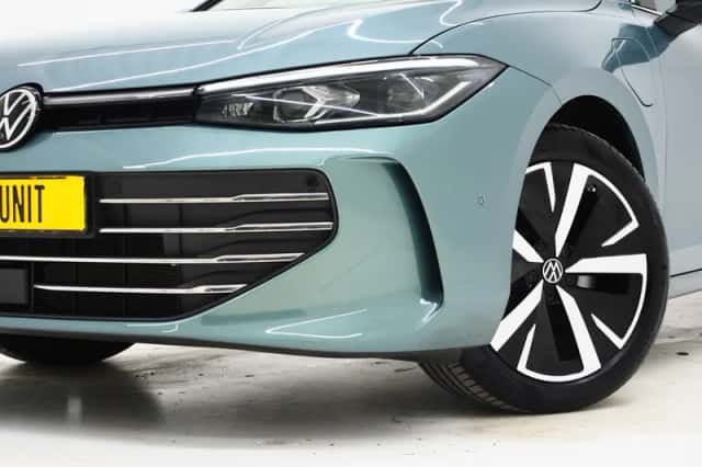 Volkswagen Passat (2026) thumbnail 2