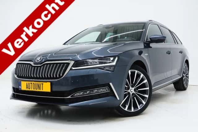 Škoda Superb (2021) thumbnail 1