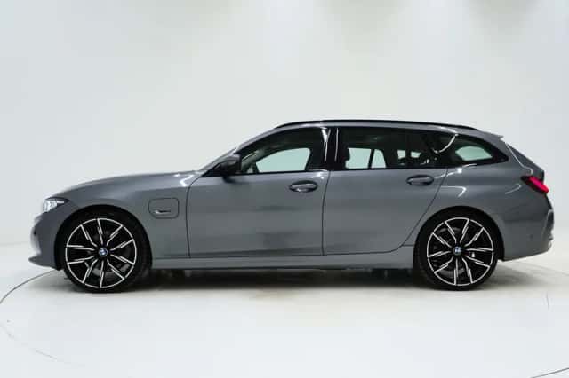 BMW 3-Serie (2023) thumbnail 2