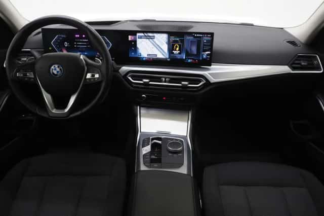 BMW 3-Serie (2023) thumbnail 5