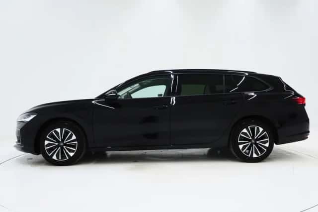 Škoda Superb (2025) thumbnail 2