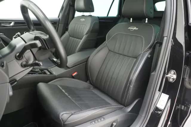 Škoda Superb (2023) thumbnail 4