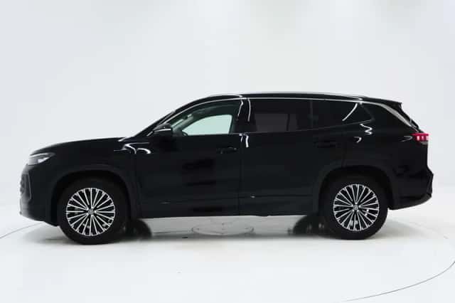 Volkswagen Tayron (2025) thumbnail 2