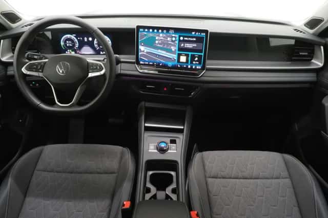 Volkswagen Tayron (2025) thumbnail 5