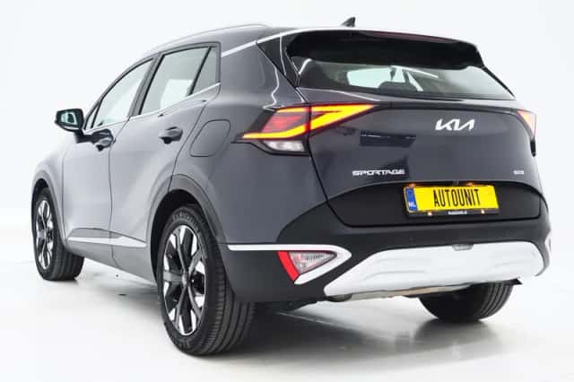 Kia Sportage (2022) thumbnail 3