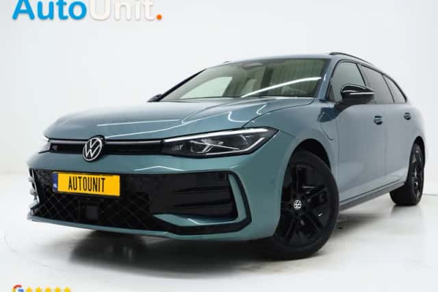 Volkswagen Passat (2025) thumbnail 1