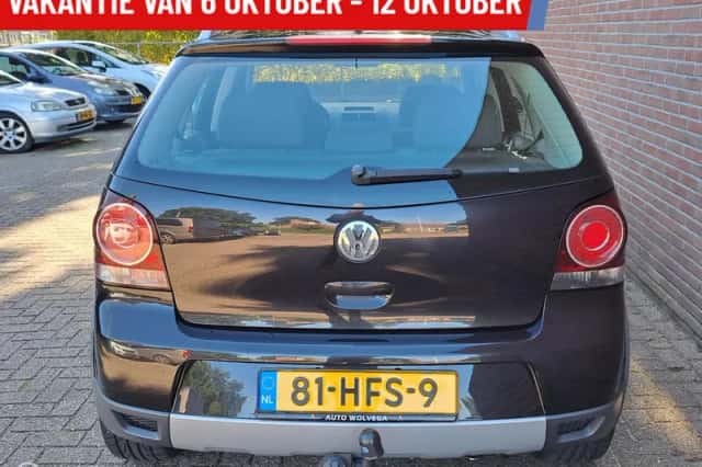 Volkswagen Polo (2008) thumbnail 4