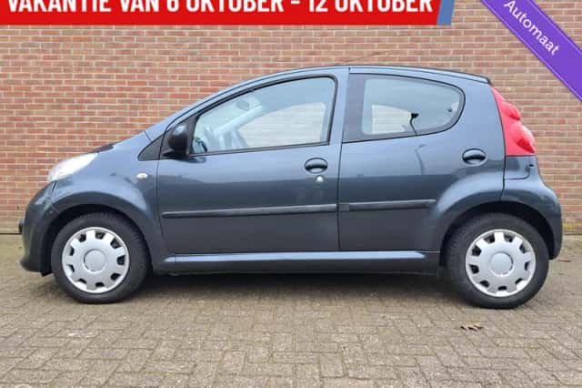 Peugeot 107 (2009) thumbnail 2