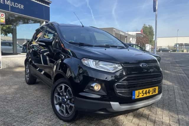 Ford EcoSport (2016) thumbnail 2