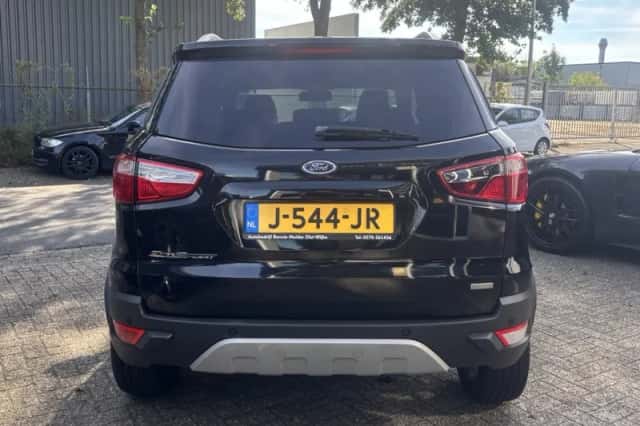 Ford EcoSport (2016) thumbnail 5
