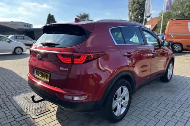 Kia Sportage (2017) thumbnail 4