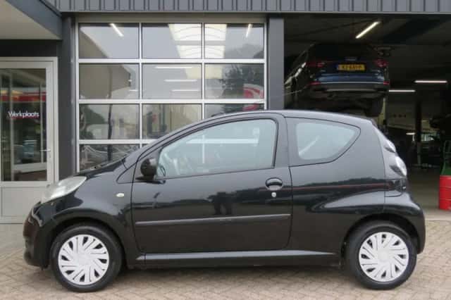 Citroën C1 (2010) thumbnail 2