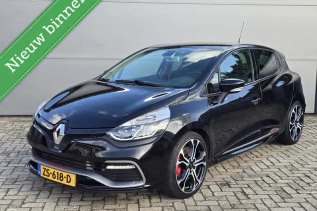 Renault Clio (2016) thumbnail 1