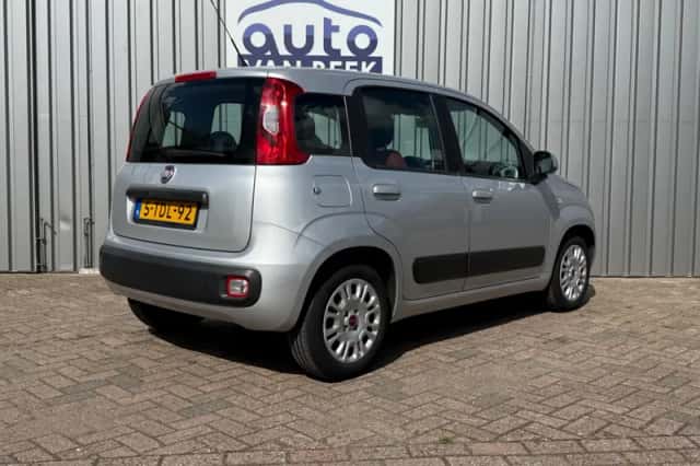 Fiat Panda (2014) thumbnail 2