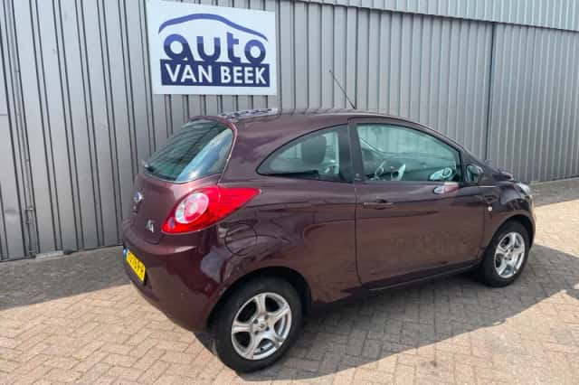 Ford Ka (2012) thumbnail 2