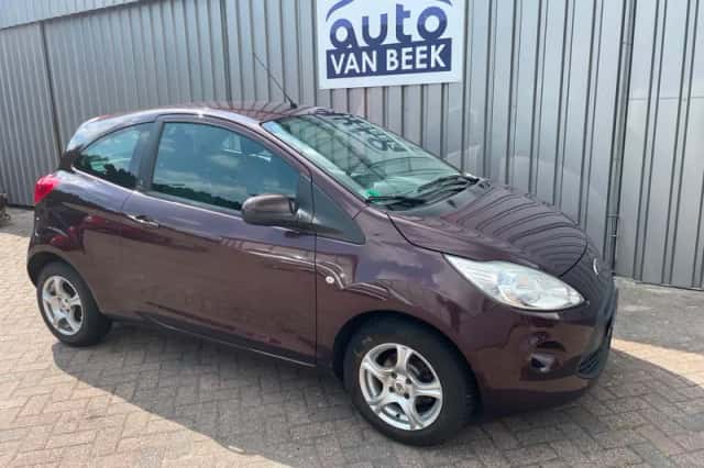 Ford Ka (2012) thumbnail 3