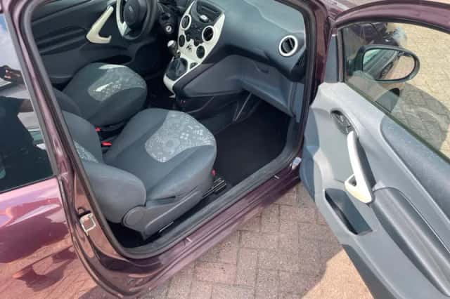 Ford Ka (2012) thumbnail 4