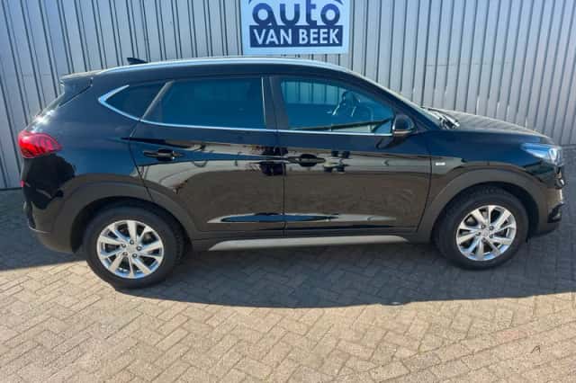 Hyundai Tucson (2020) thumbnail 2