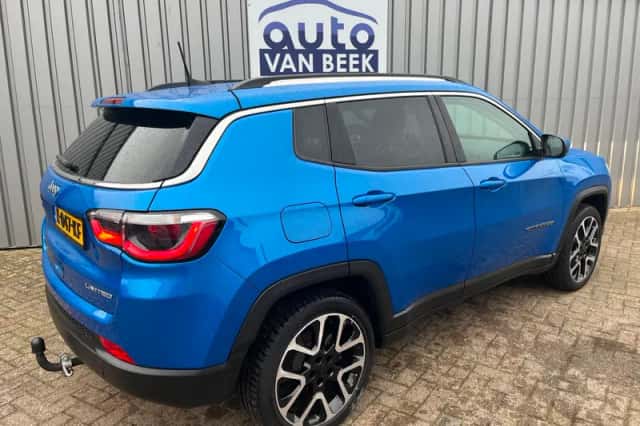 Jeep Compass (2020) thumbnail 2