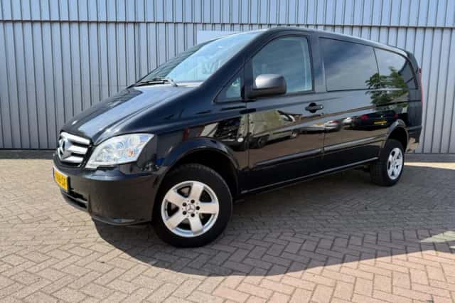 Mercedes-Benz Vito (2012) thumbnail 1