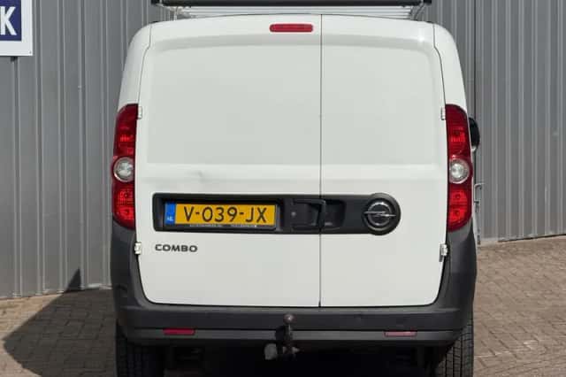 Opel Combo (2017) thumbnail 5