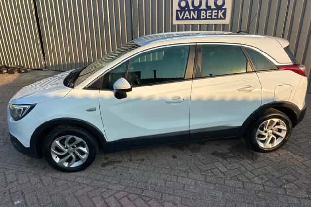 Opel Crossland X (2019) thumbnail 3
