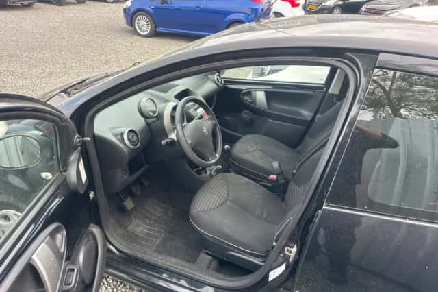 Peugeot 107 (2013) thumbnail 4