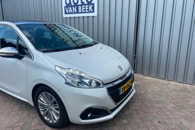 Peugeot 208 (2019) thumbnail 3