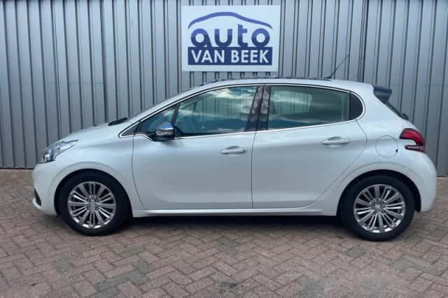 Peugeot 208 (2019) thumbnail 5