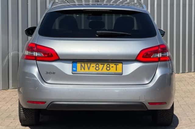Peugeot 308 (2017) thumbnail 4
