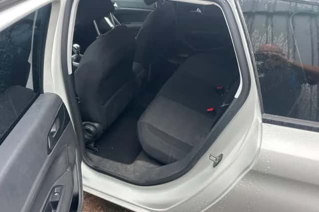 Peugeot 308 (2014) thumbnail 5