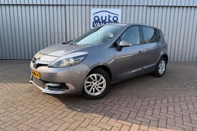Renault Scénic (2014) thumbnail 1