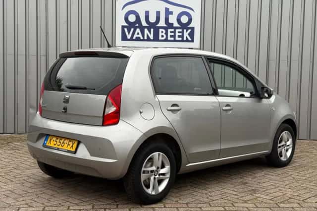 SEAT Mii (2016) thumbnail 4