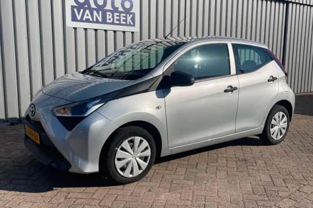 Toyota Aygo (2021) thumbnail 5