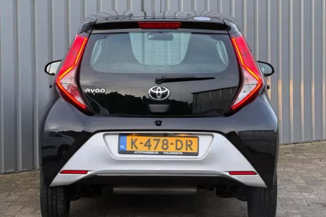 Toyota Aygo (2020) thumbnail 2