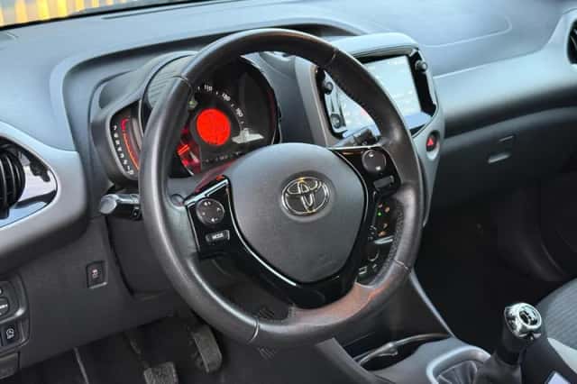 Toyota Aygo (2020) thumbnail 6