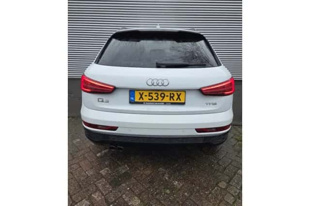 Audi Q3 (2017) thumbnail 5
