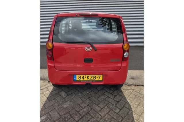 Daihatsu Cuore (2010) thumbnail 6