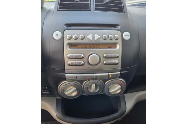 Daihatsu Sirion (2007) thumbnail 3