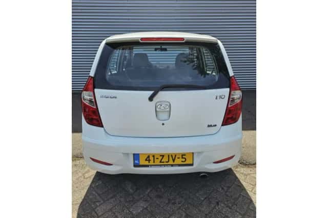 Hyundai i10 (2013) thumbnail 6