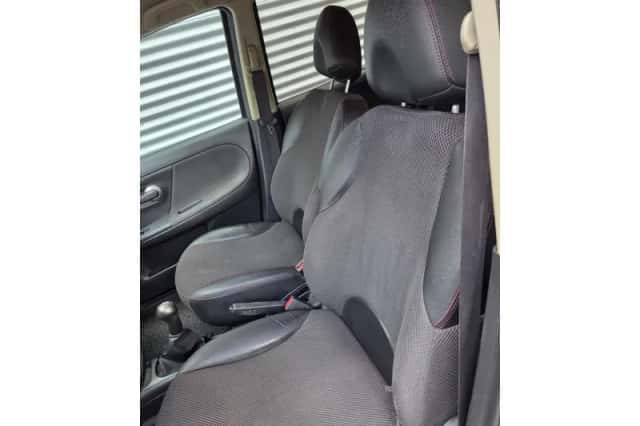 Nissan Note (2007) thumbnail 2