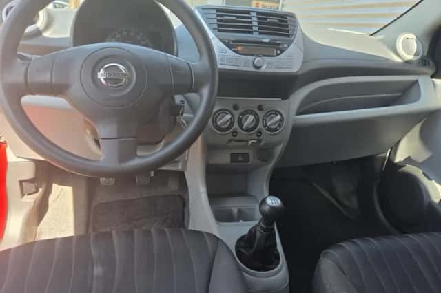 Nissan Pixo (2010) thumbnail 3