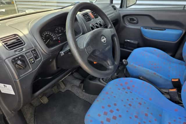 Opel Agila (2002) thumbnail 2