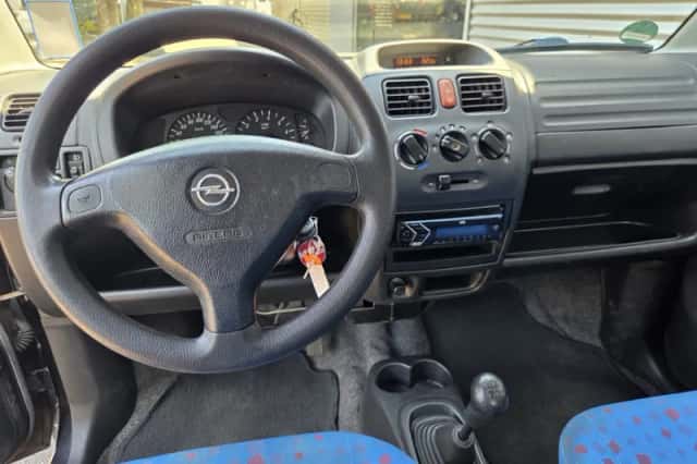 Opel Agila (2002) thumbnail 6