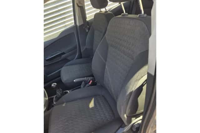 Opel Corsa (2013) thumbnail 2