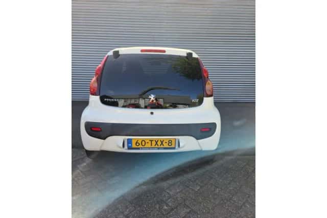Peugeot 107 (2012) thumbnail 6