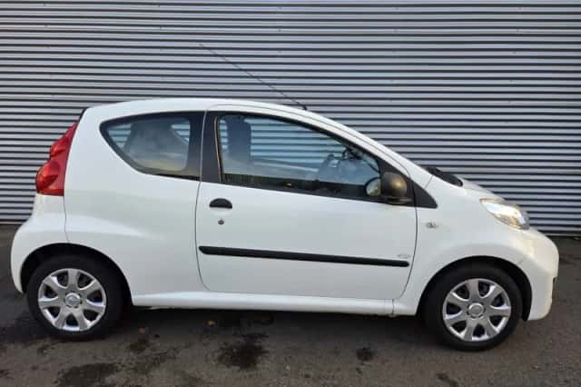 Peugeot 107 (2011) thumbnail 1